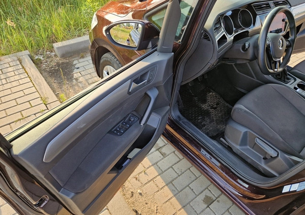 Volkswagen Touran cena 75900 przebieg: 59900, rok produkcji 2019 z Kraków małe 497